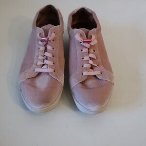 Womens Kenneth Cole Gentle Souls Pink Velvet Laced Sneakers 8.5